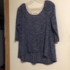 Aeropostale top size m